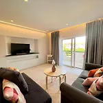 Twins 1 With Pool By Homing Apartman *