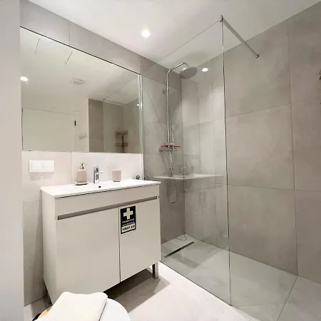 Twins 1 With Pool By Homing Appartement